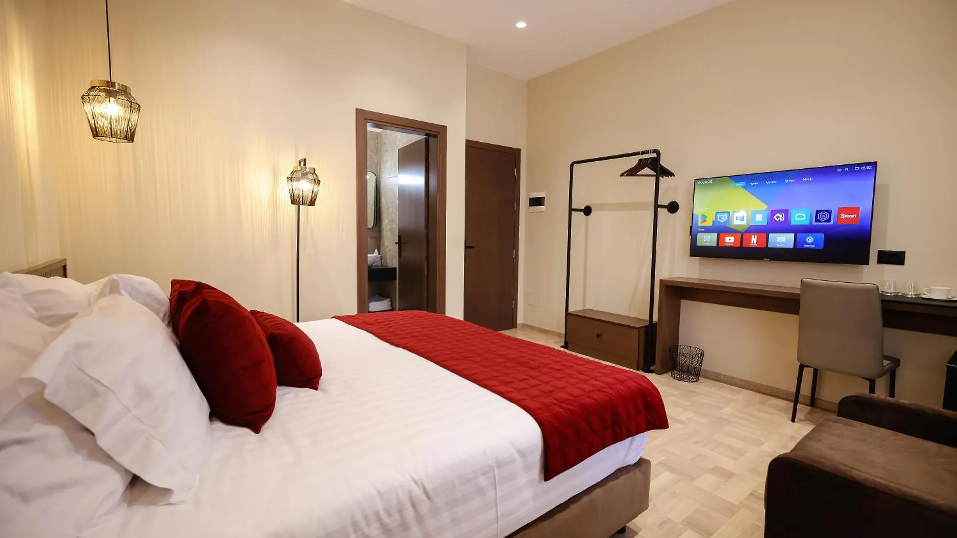 Cloud 5 Blloku Rooms Tirana Hotel