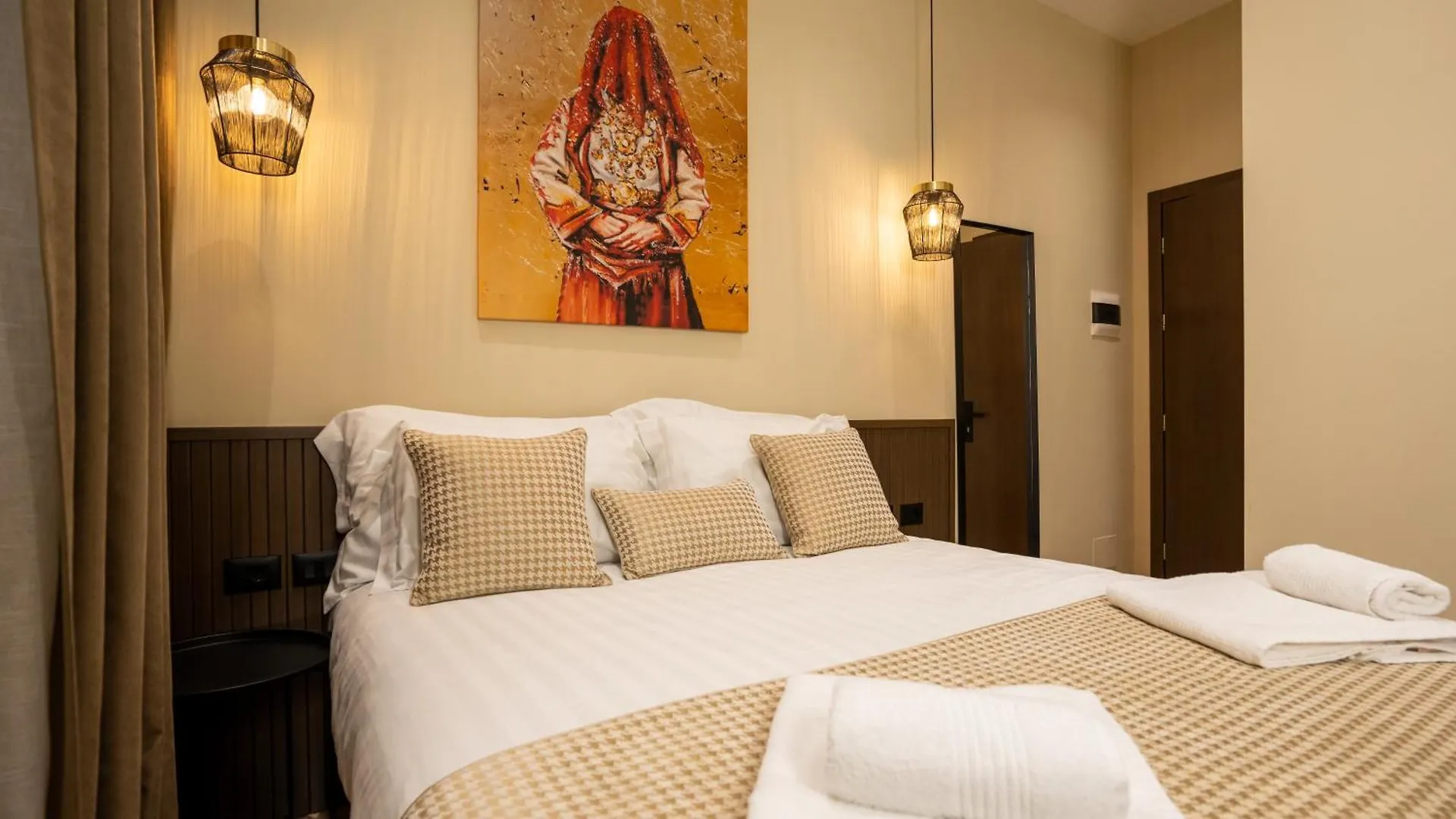 Cloud 5 Blloku Rooms Tirana 4*,  Albania